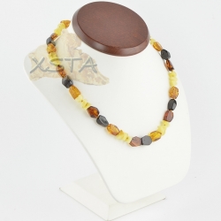 Amber necklace irregular polished multicolour 